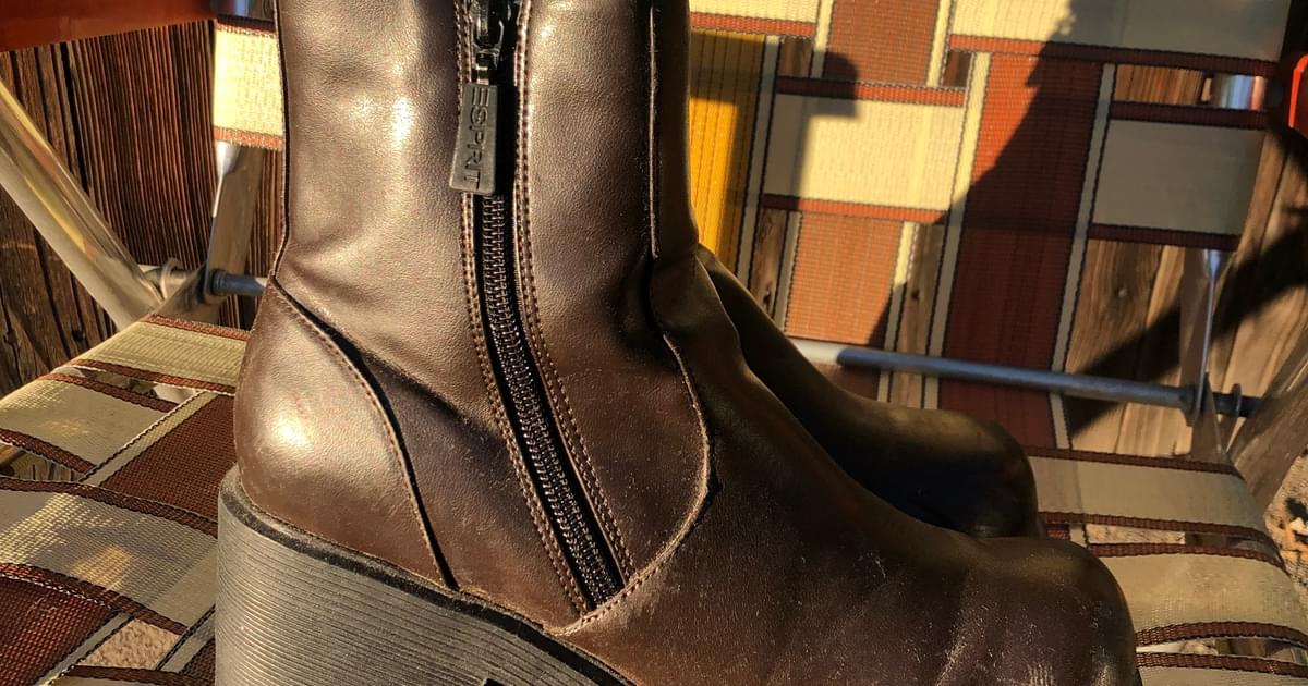 90s y2k Chunky Platform Boots (7) | Used,… | Noihsaf Bazaar 90s y2k Chunky Platform Boots (7) | Used,… | Noihsaf Bazaar