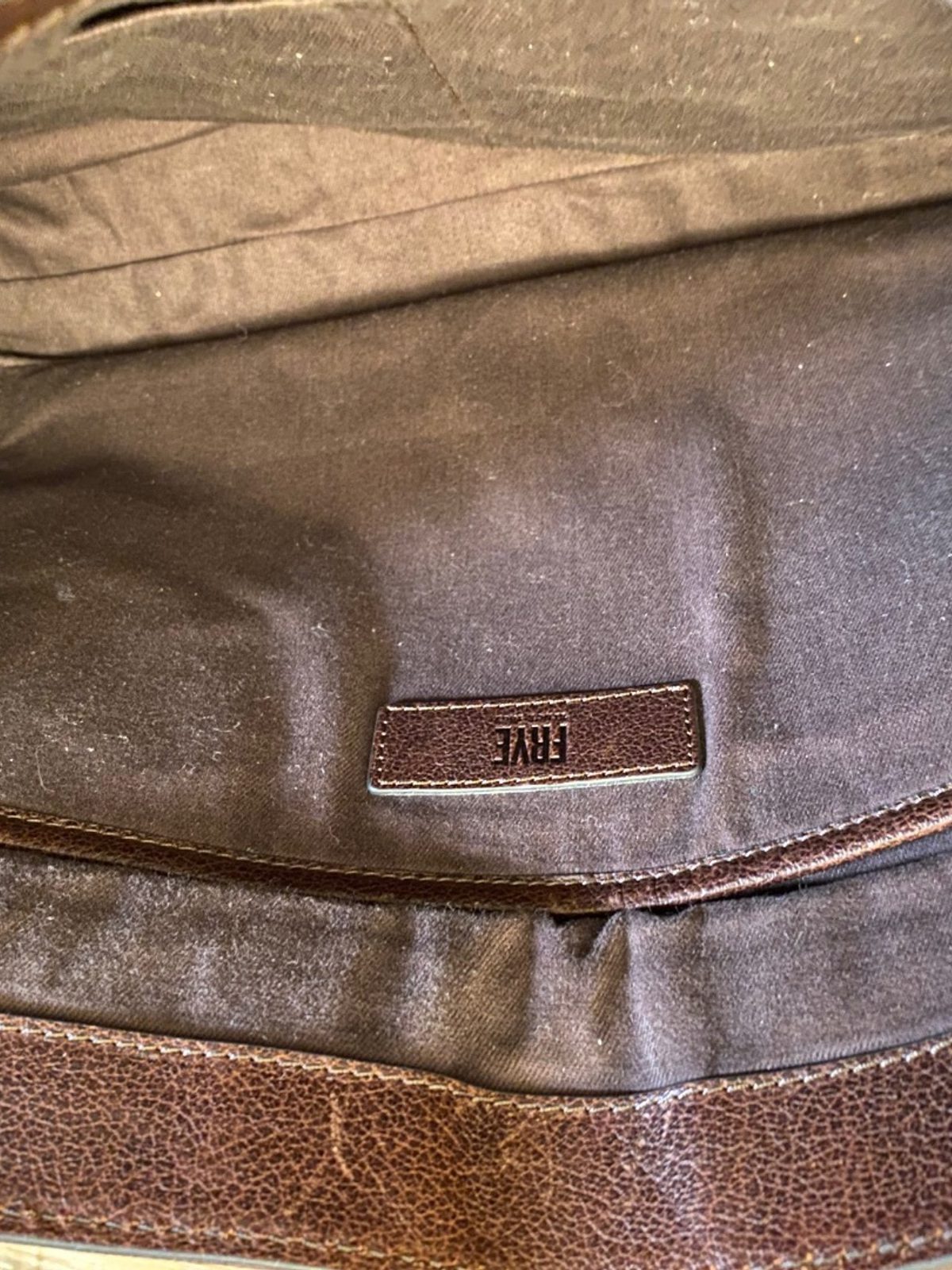 Frye owen leather messenger bag discount