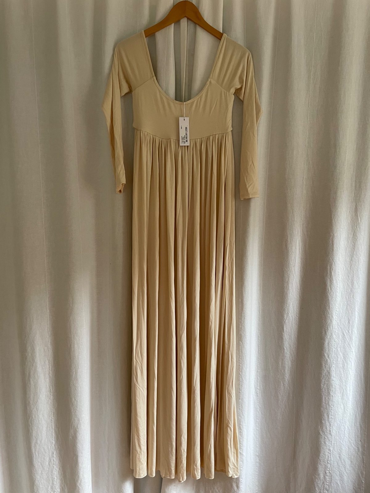 rachel pally isa dress cream Buy Mums & Bumps - Rachel Pally Isa Long Maternity Dress - Cream in UAE