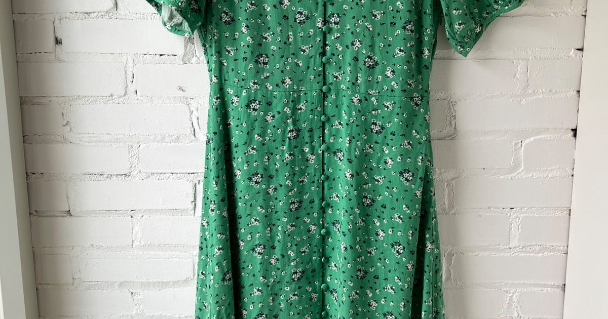 Frank And Oak The Puff Sleeve in Green Floral (M) | | Noihsaf Bazaar Frank And Oak The Puff Sleeve in Green Floral (M) | | Noihsaf Bazaar