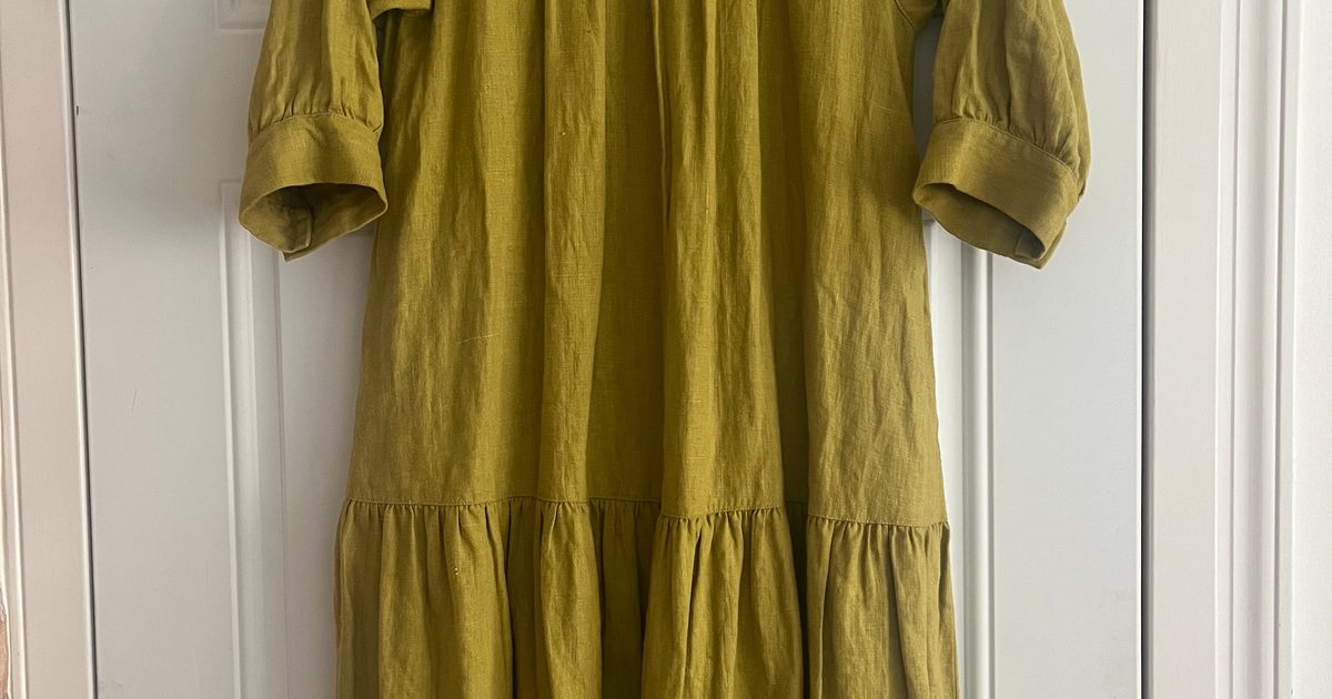 Beaton linen Linen June Dress in Pistachio (S) | Used, Secondhand, Resell Beaton linen Linen June Dress in Pistachio (S) | Used, Secondhand, Resell