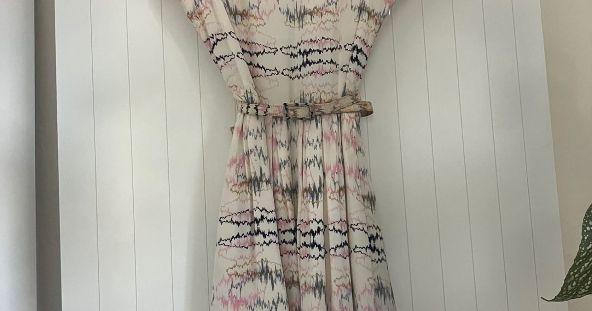 Lorick Silk backless dress (2) | Used, Secondhand, Resell Lorick Silk backless dress (2) | Used, Secondhand, Resell