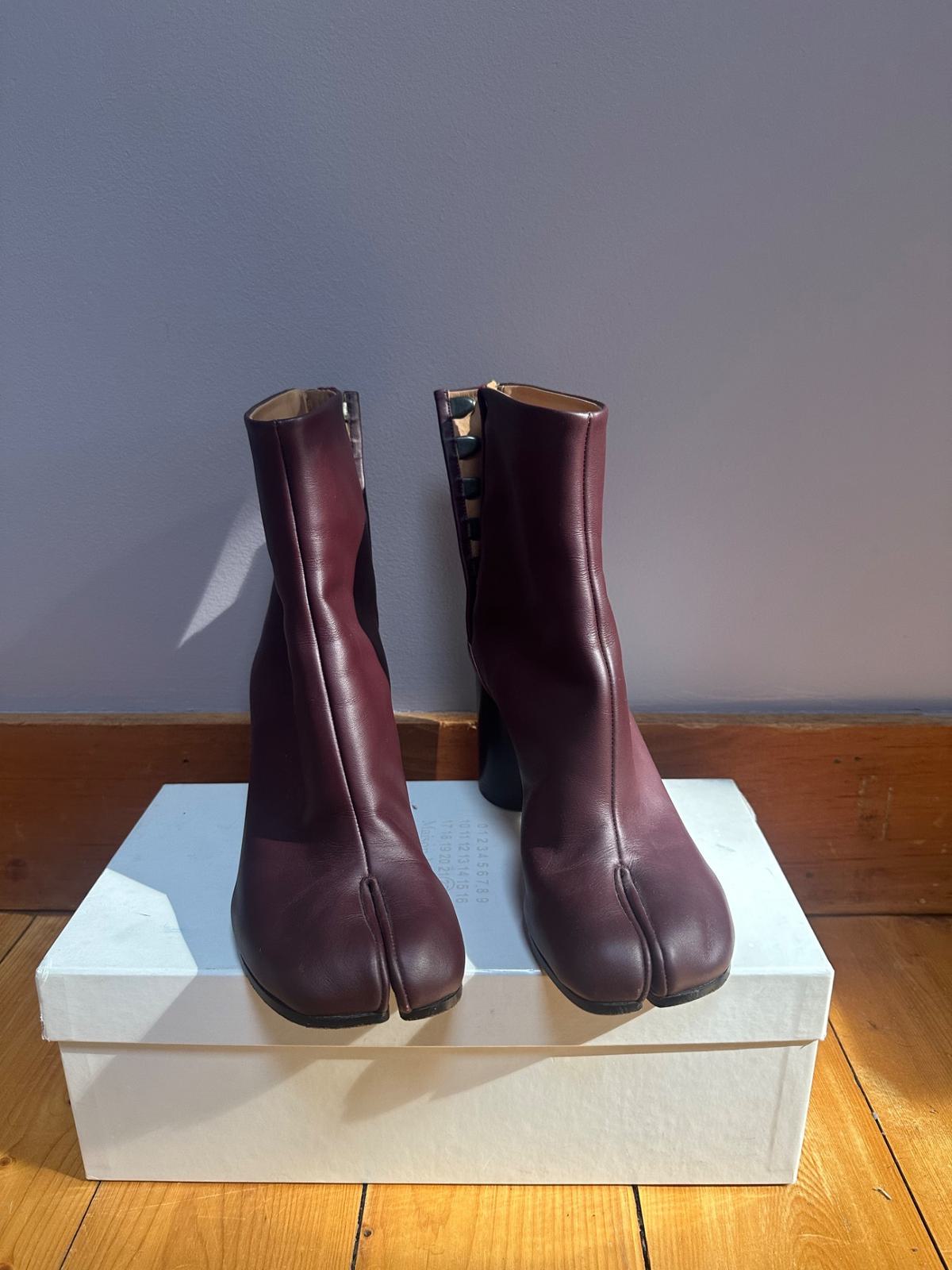 Maison Margiela Tabi Boots (38) | Used, Secondhand Maison Margiela Tabi Boots (38) | Used, Secondhand