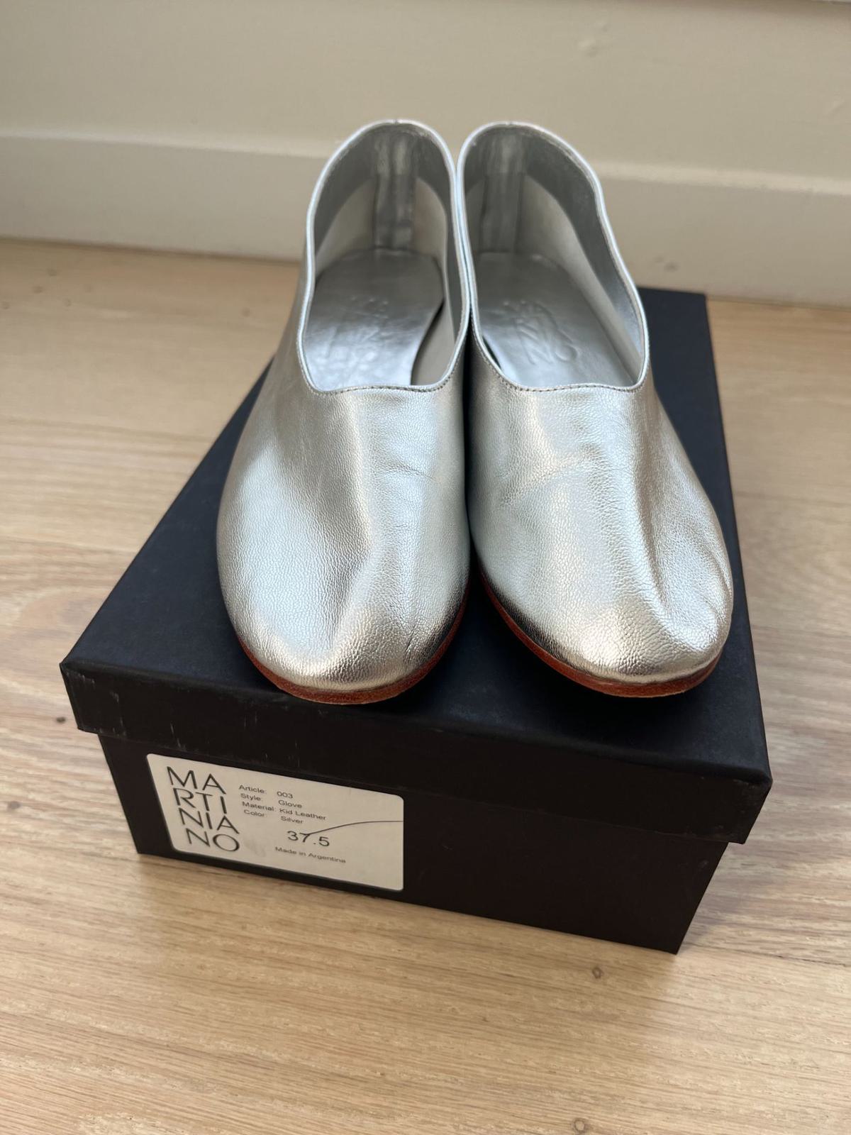 未使用MARTINIANO GLOVE37.5 Martiniano Shoes Glove Silver (37.5) | Used,… | Noihsaf Bazaar