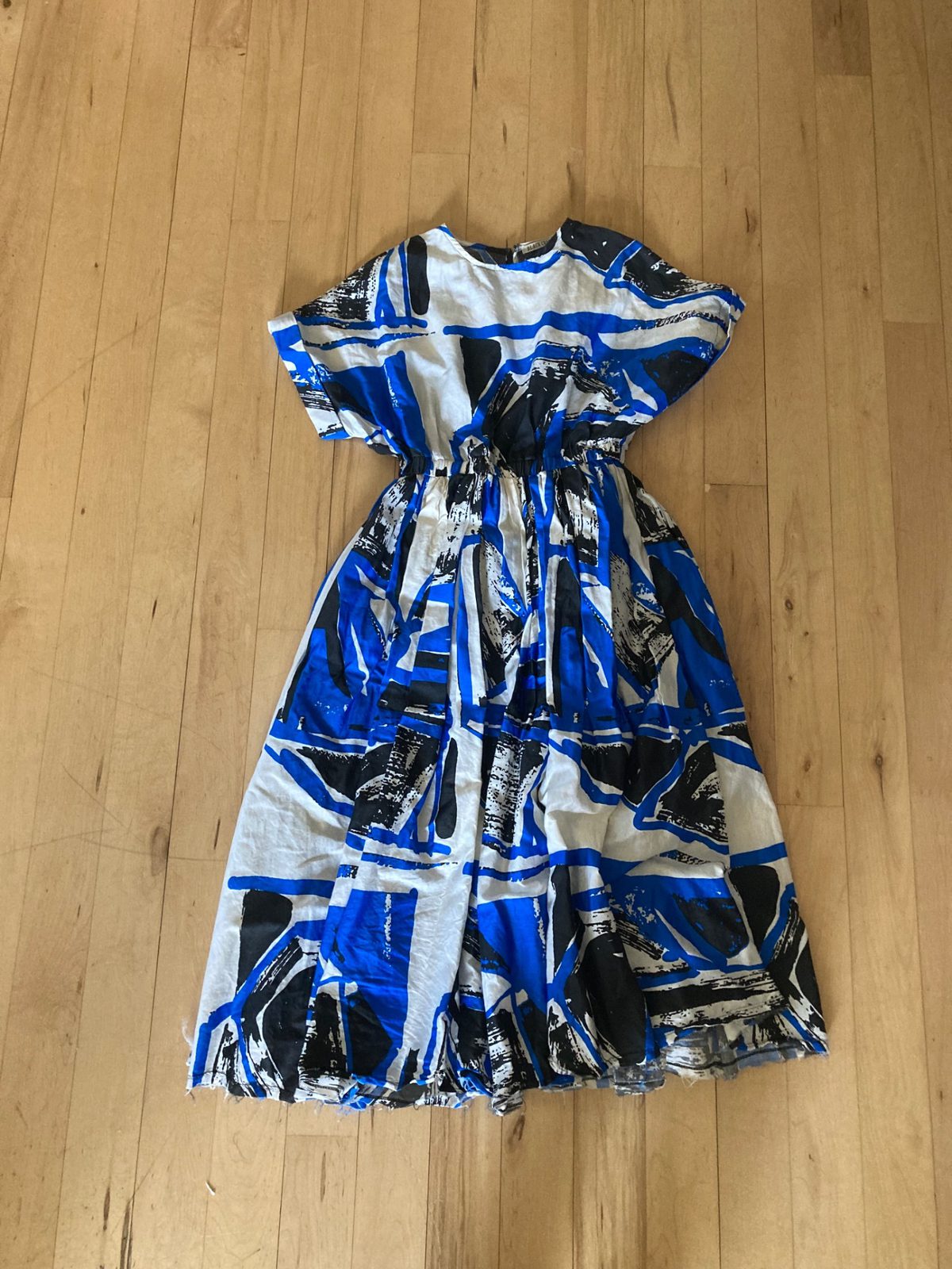 Black Crane Shadow pleat drop shoulder dress (XS) | | Noihsaf Bazaar Black Crane Shadow pleat drop shoulder dress (XS) | | Noihsaf Bazaar