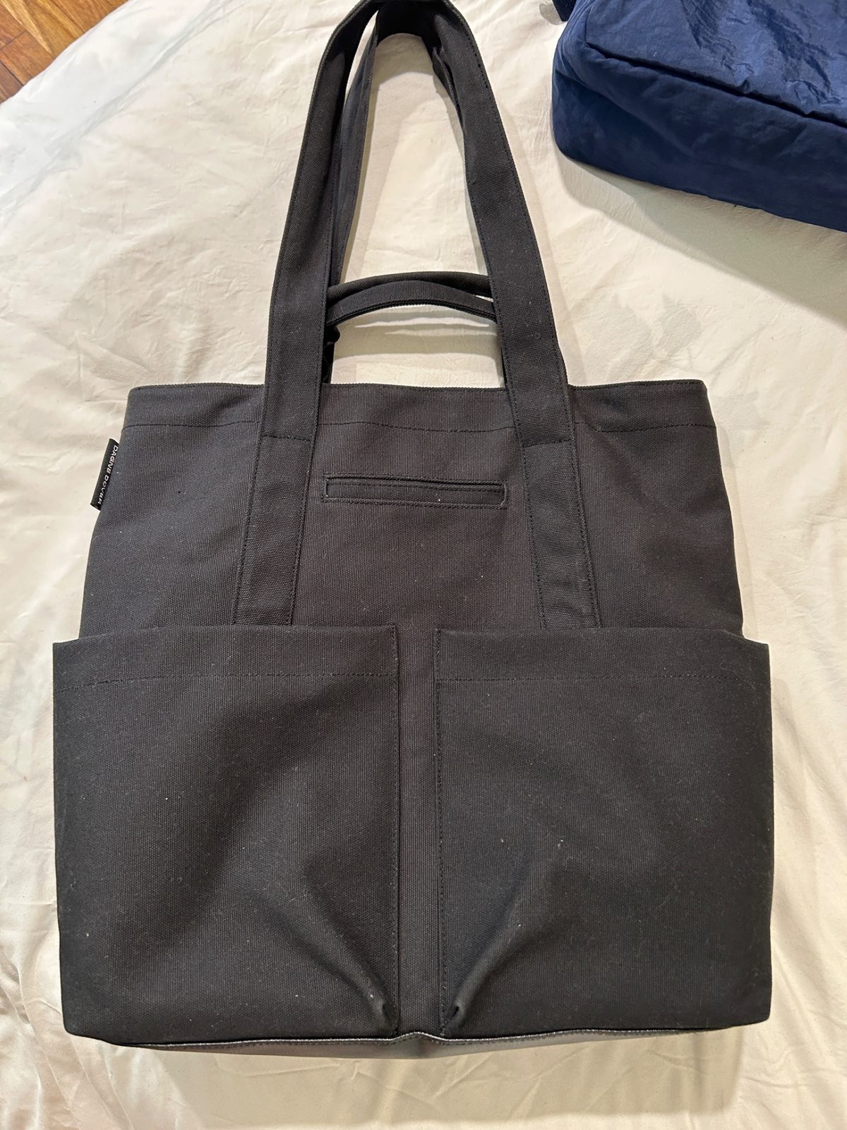 Dagne Dover Pacific Tote Used, Secondhand, Resell Noihsaf Bazaar