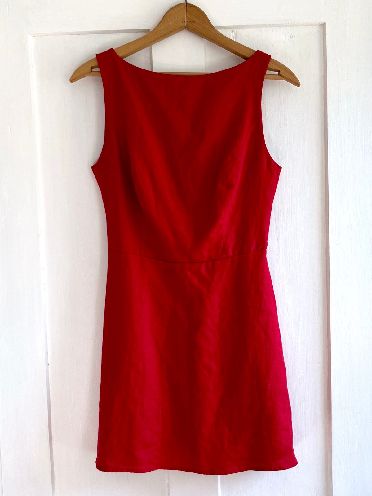 Reformation Zenni Linen Mini Dress (2) | Used, | Noihsaf Bazaar Reformation Zenni Linen Mini Dress (2) | Used, | Noihsaf Bazaar