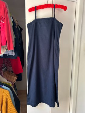 ALI GOLDEN Square Dress (M) | Used, Secondhand, | Noihsaf Bazaar ALI GOLDEN Square Dress (M) | Used, Secondhand, | Noihsaf Bazaar