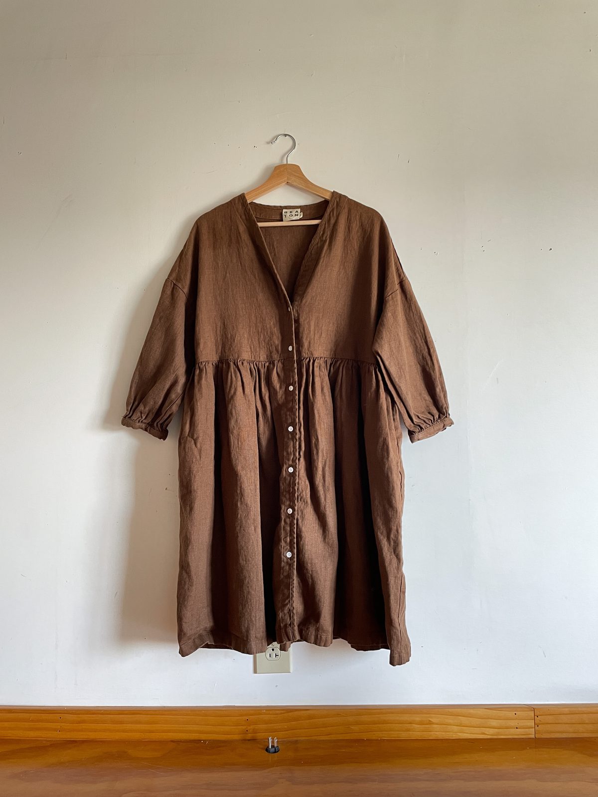 Beaton linen House dress (M) Beaton linen House dress (M)