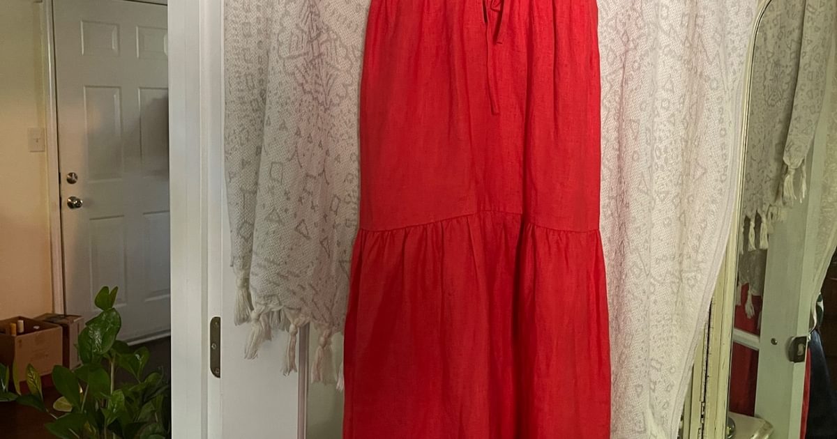 Reformation Odella Dress (XS) | Used, Secondhand, | Noihsaf Bazaar Reformation Odella Dress (XS) | Used, Secondhand, | Noihsaf Bazaar