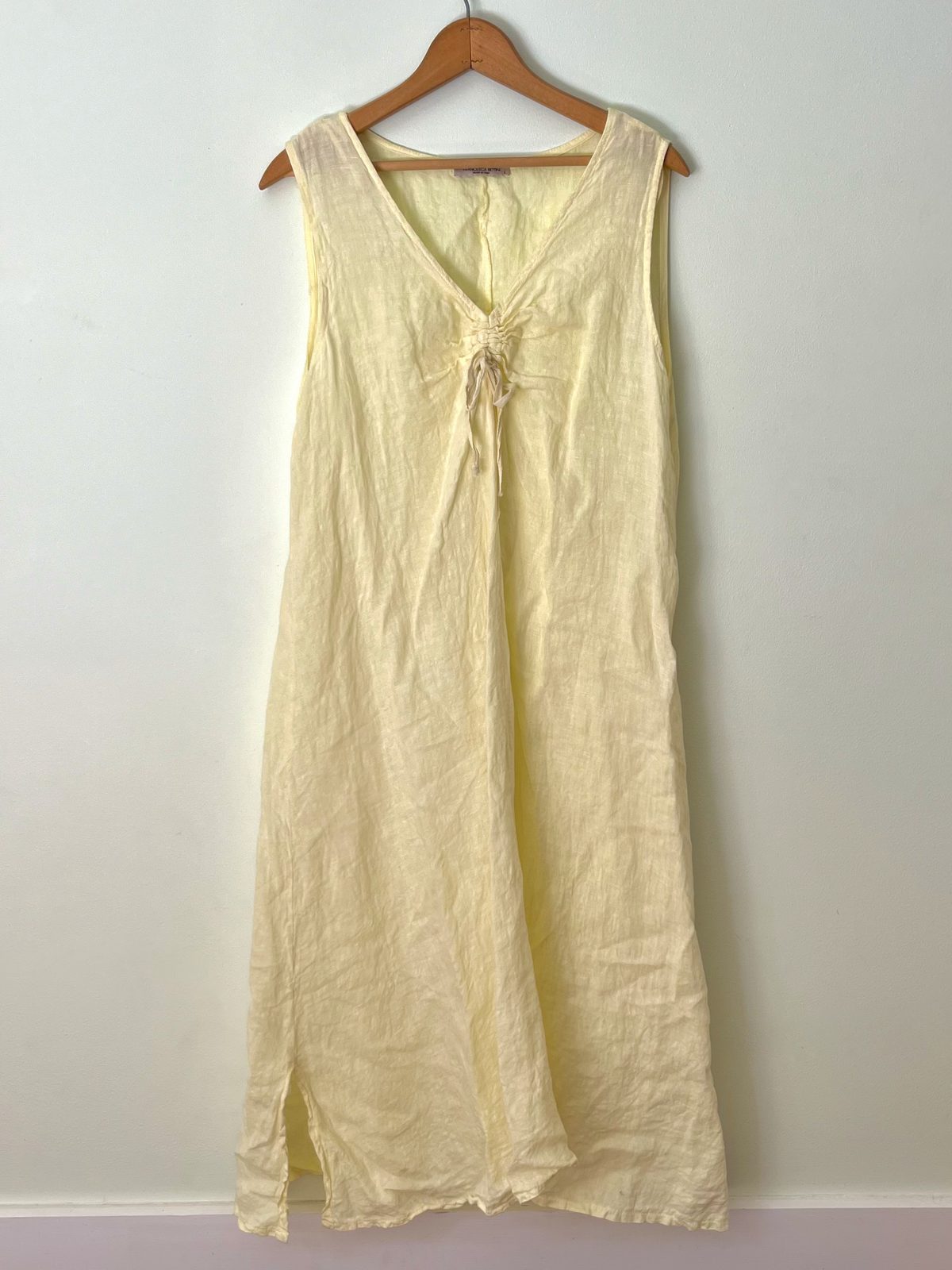 Francesca Bettini Italian Made 100% Linen Relaxed Dress (L) Francesca Bettini Italian Made 100% Linen Relaxed Dress (L)