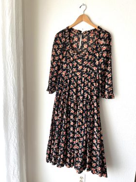 garnet casual dress Easy Velvet Dress