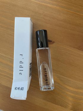 Riddle Original Roll Riddle Perfume Roll On Riddle SANTAL Roll-On