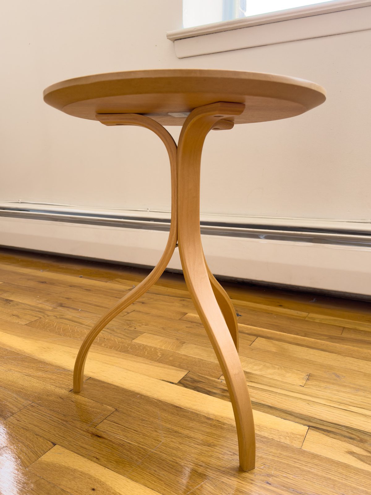 modulus モデュラス サイドテーブル THOMAS STENDER Modulus Bentwood Side Table by Thomas Stender |… | Noihsaf