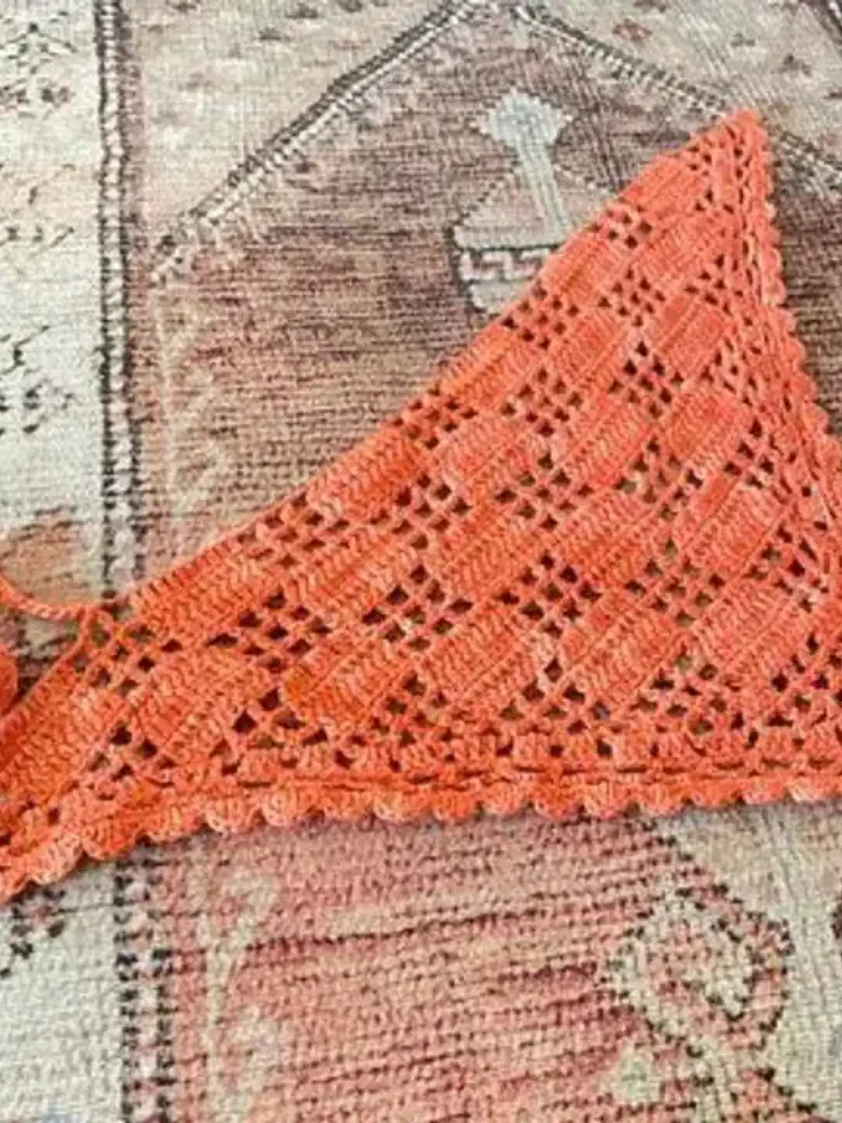 Misha & Puff Crochet Kerchief (o/s) | Used,… | Noihsaf Bazaar Misha & Puff Crochet Kerchief (o/s) | Used,… | Noihsaf Bazaar