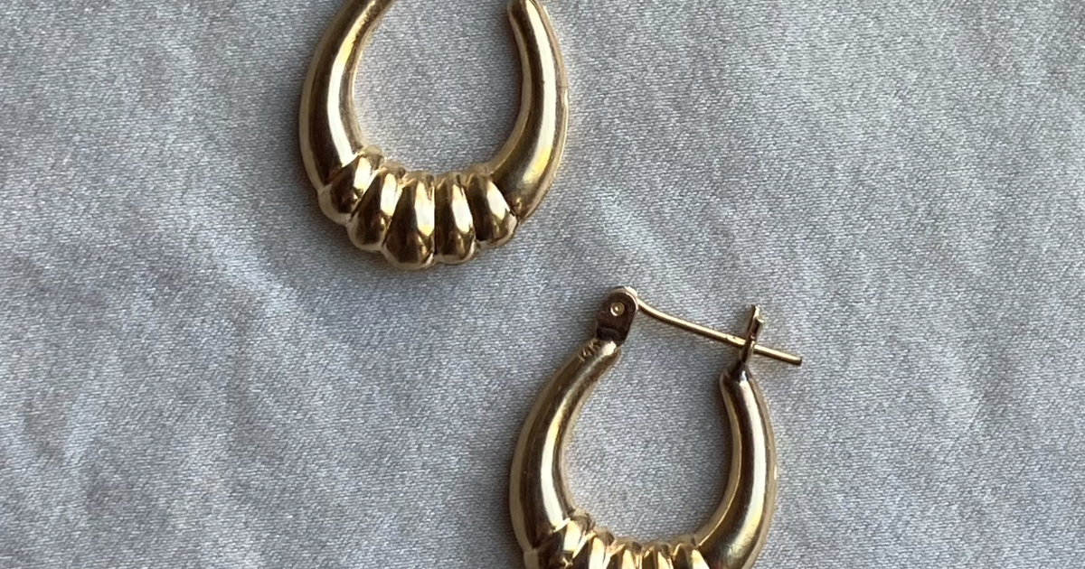 Unknown Vintage 14K Gold Oval Puffed Hoops | Used,… | Noihsaf Bazaar