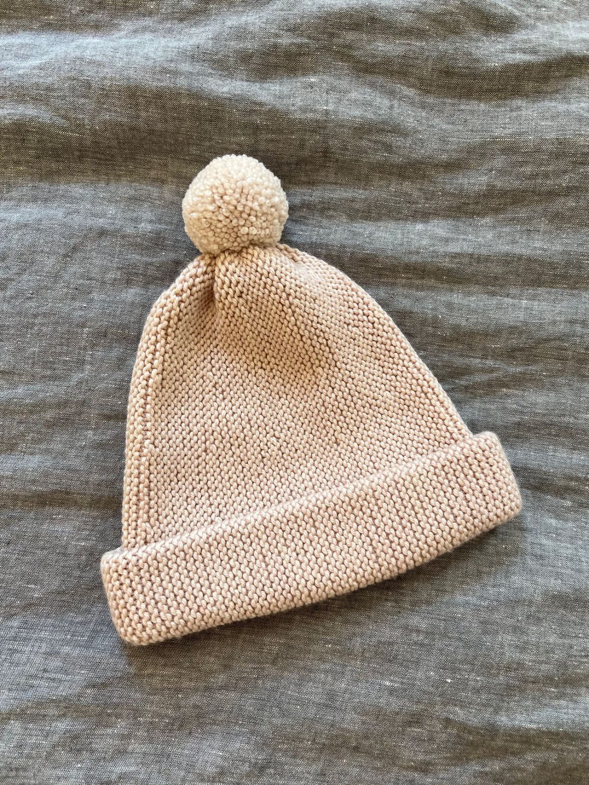 Misha Puff Adult Garter hat Used, Secondhand,… Noihsaf Bazaar