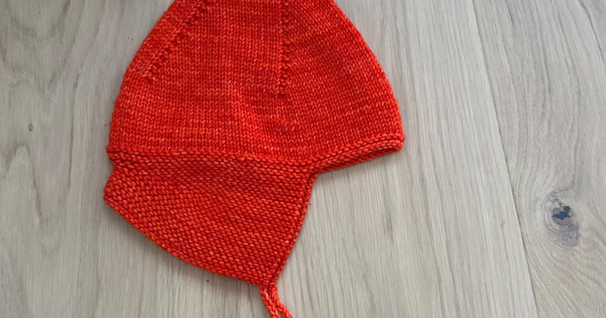 Misha & Puff Hot red wool pointy peak bonnet (6mo) |… | Noihsaf Bazaar Misha & Puff Hot red wool pointy peak bonnet (6mo) |… | Noihsaf Bazaar