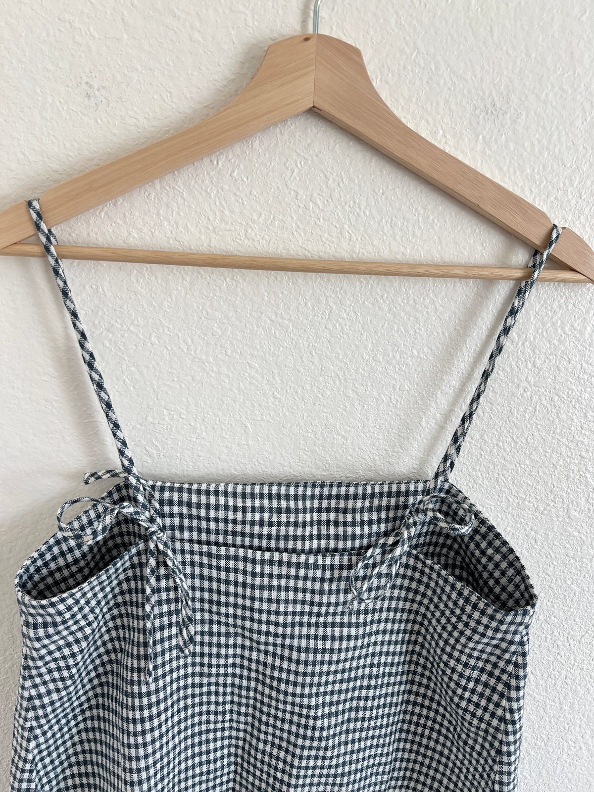 Reformation Aubree Linen Dress (XS/S) | Used, | Noihsaf Bazaar Reformation Aubree Linen Dress (XS/S) | Used, | Noihsaf Bazaar