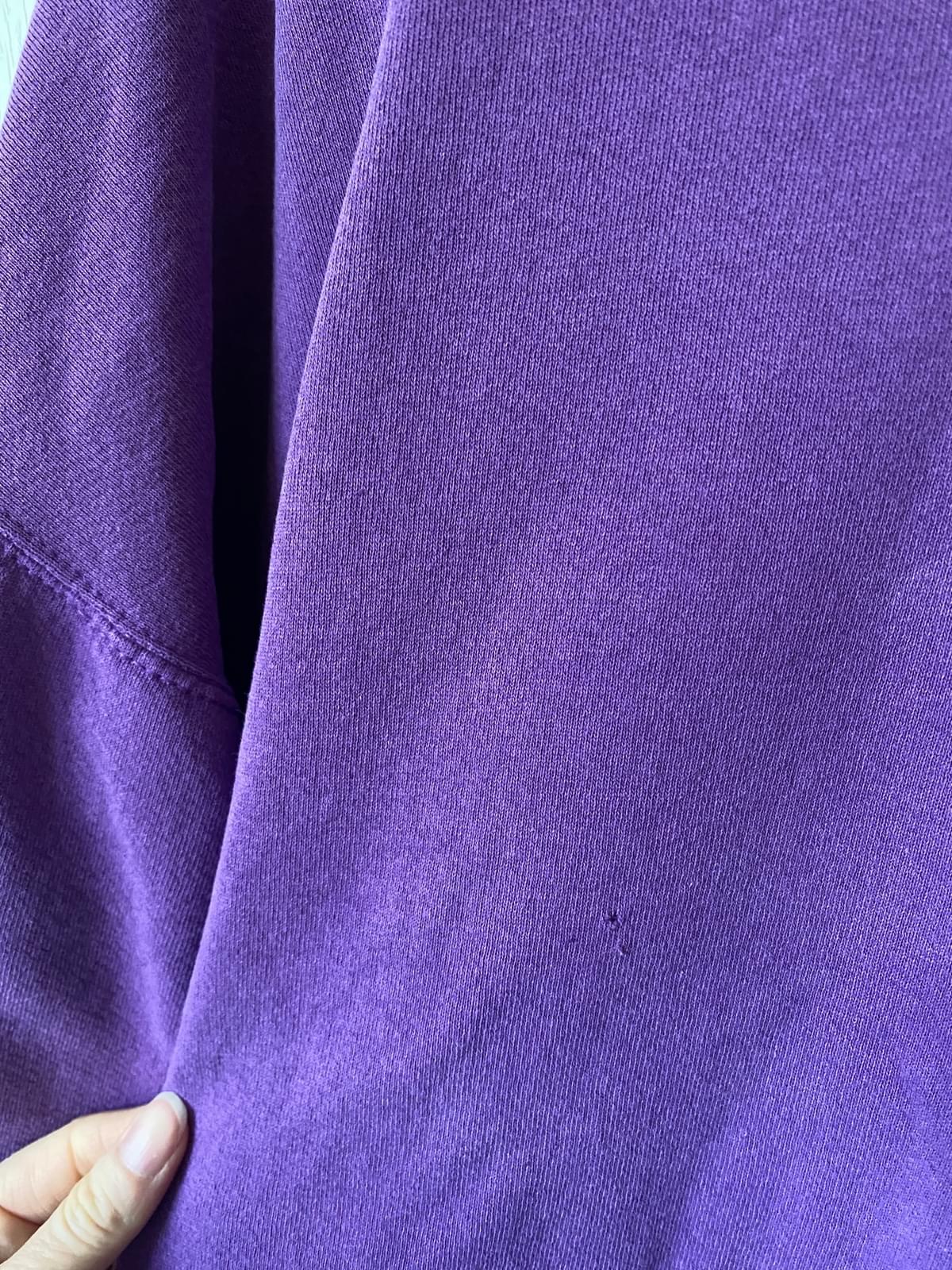 Random Vintage crewneck sweatshirt (XL) | Used,… | Noihsaf Random Vintage crewneck sweatshirt (XL) | Used,… | Noihsaf