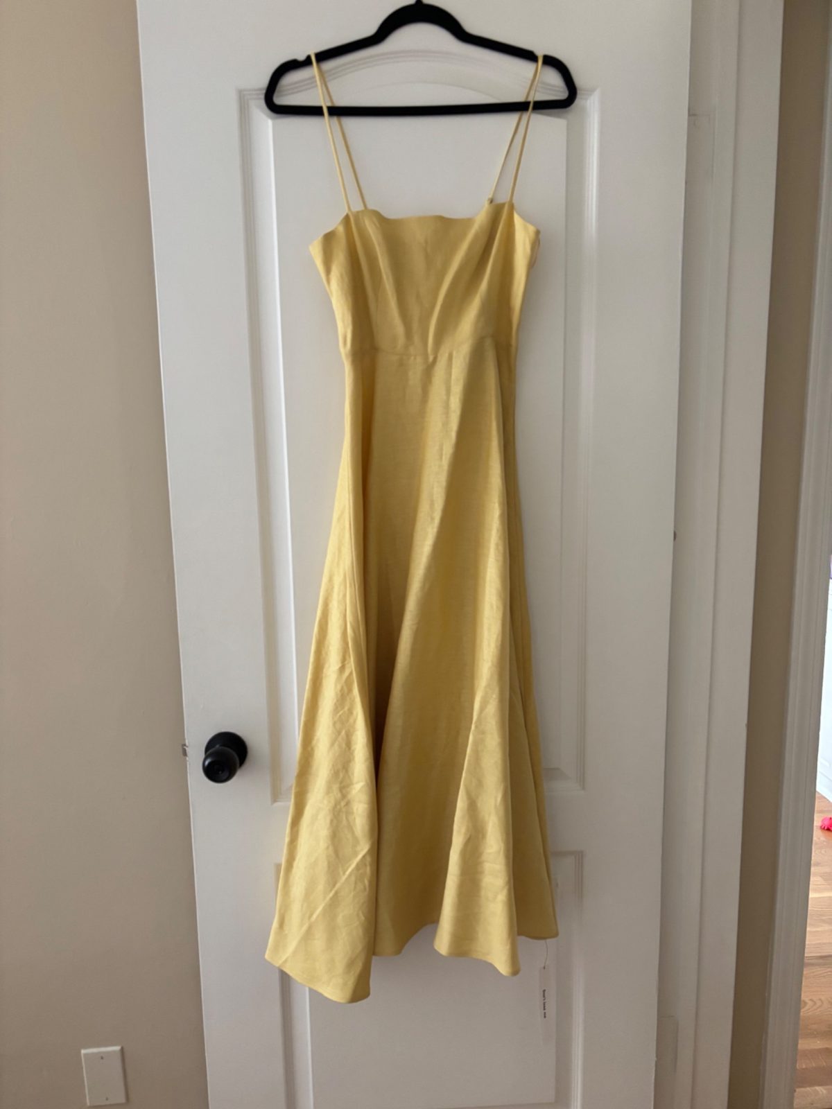 Reformation NWT Monette linen yellow dress (2) | | Noihsaf Bazaar Reformation NWT Monette linen yellow dress (2) | | Noihsaf Bazaar