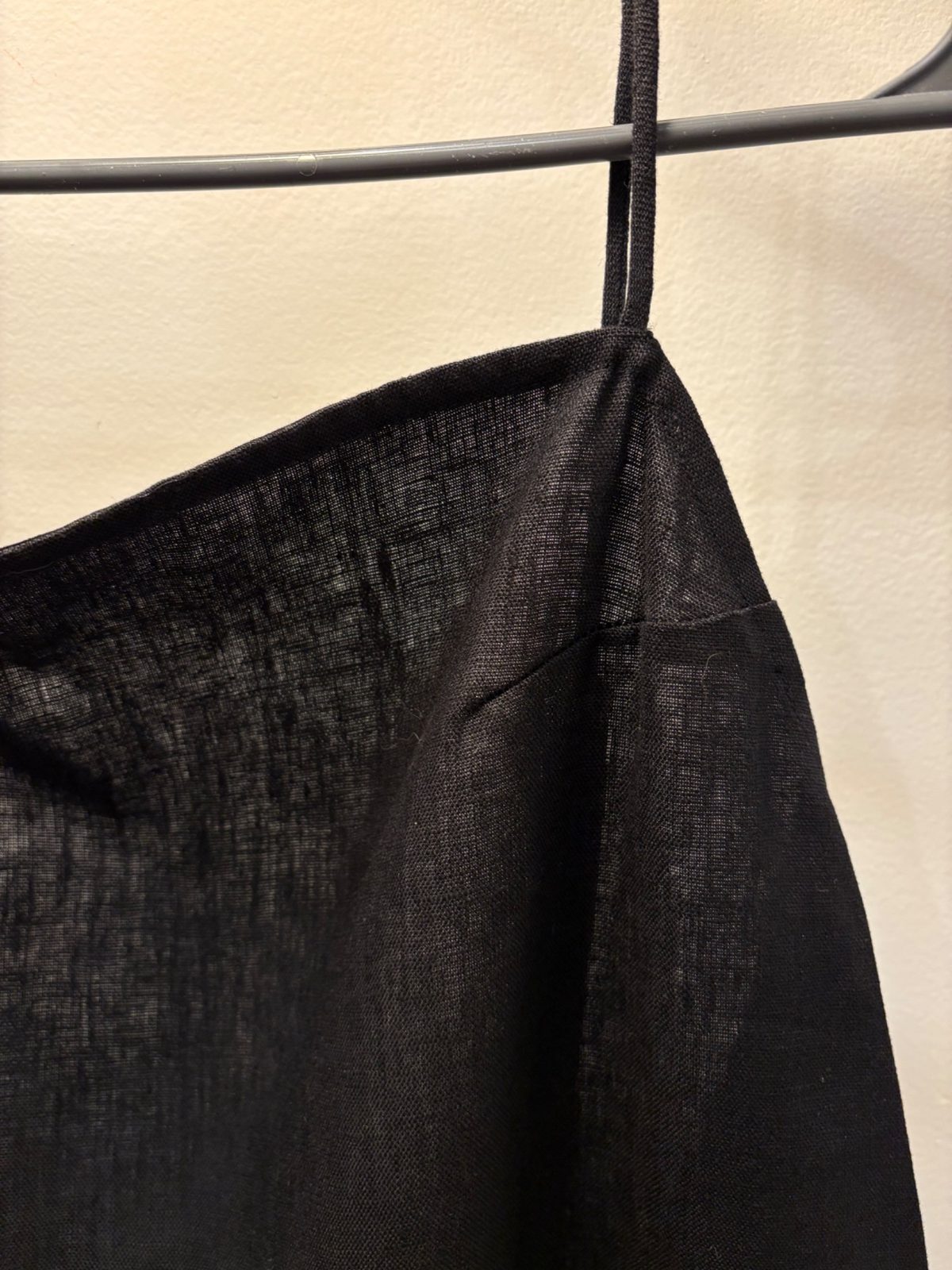 Reformation Gael Linen Dress (4) | Used, Secondhand, | Noihsaf Bazaar Reformation Gael Linen Dress (4) | Used, Secondhand, | Noihsaf Bazaar