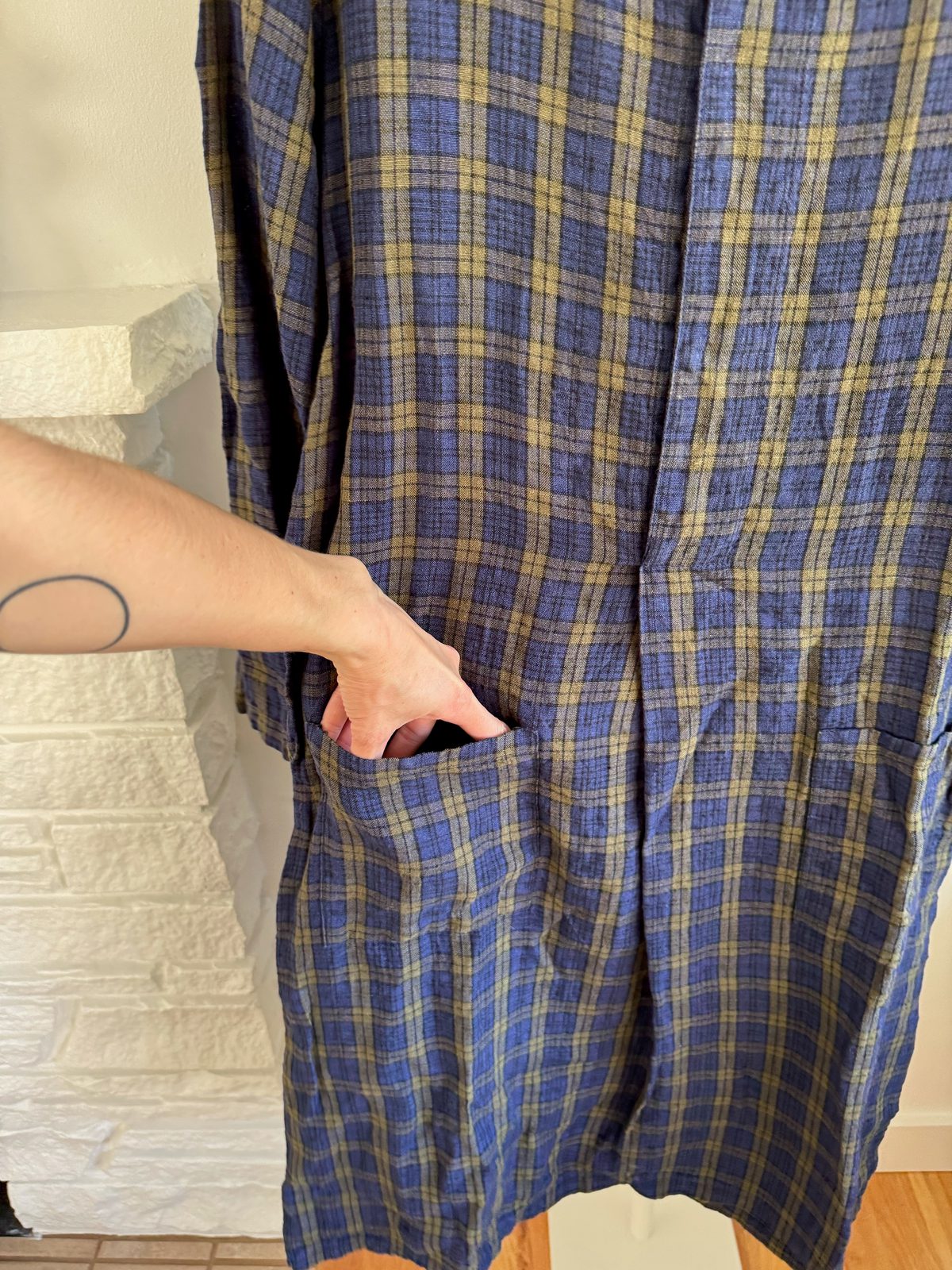 FOG Linen WORKS Linen dress with pockets, olive plaid (One Size) | Used, Secondhand, Resell FOG Linen WORKS Linen dress with pockets, olive plaid (One Size) | Used, Secondhand, Resell