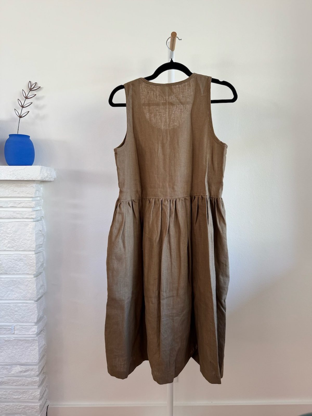 Beaton linen Gathered dress, sage heavy linen (S) | | Noihsaf Bazaar Beaton linen Gathered dress, sage heavy linen (S) | | Noihsaf Bazaar