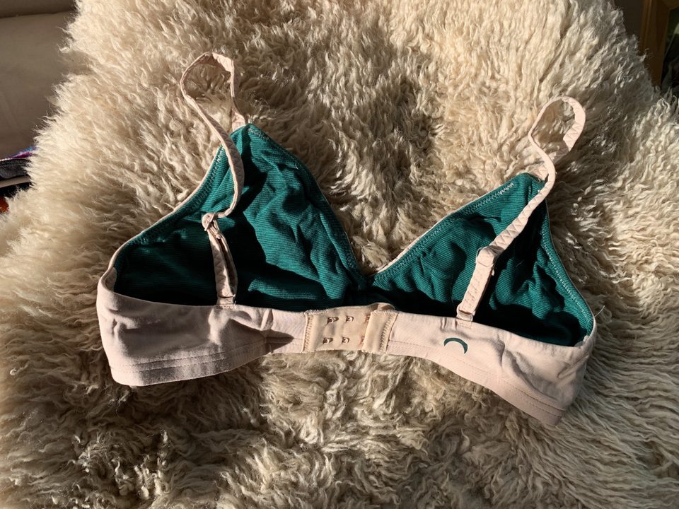 Huha Mineral Triangle Bra (M) | Used, Secondhand,… | Noihsaf Bazaar